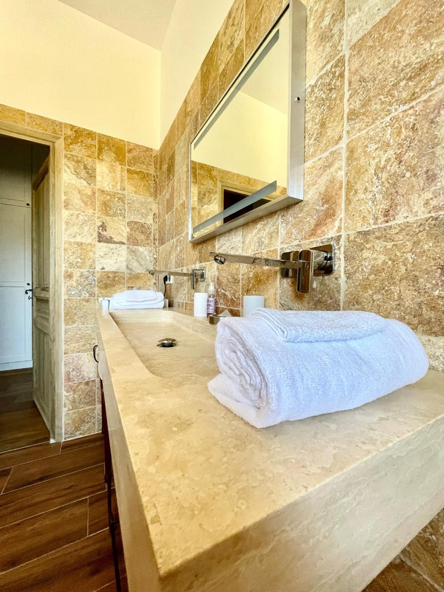 La Soleillade Aixoise Bed & Breakfast Aix-en-Provence Rom bilde